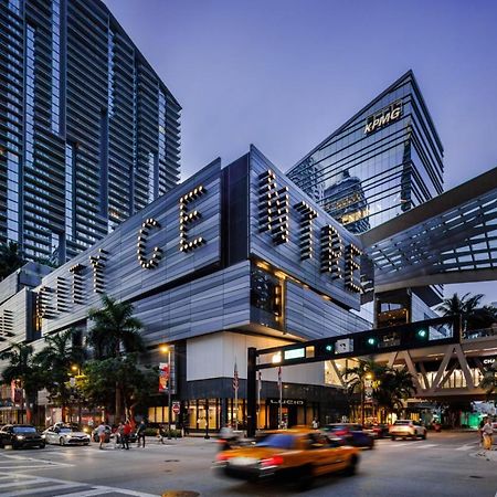 Serene Full Bed With 50 Inch Smart Tv, Netflix, Airplay, Mini-Fridge, And 500 Mbps Wifi Near Fiu, Dolphin Mall, Airport 迈阿密 外观 照片