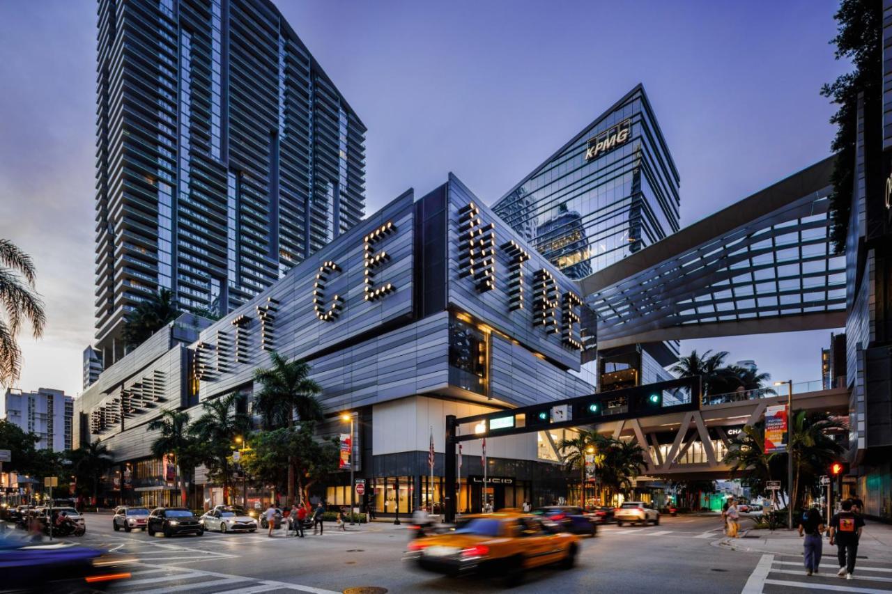 Serene Full Bed With 50 Inch Smart Tv, Netflix, Airplay, Mini-Fridge, And 500 Mbps Wifi Near Fiu, Dolphin Mall, Airport 迈阿密 外观 照片